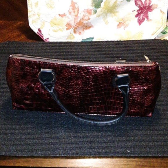 Handbags - SOLD. Insulated wine bottle purse